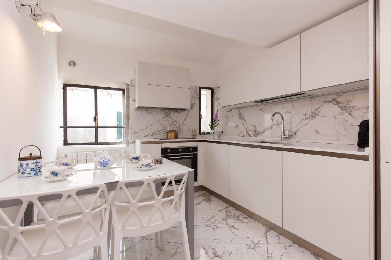 Altana Rialto Apartment เวนิส ภายนอก รูปภาพ