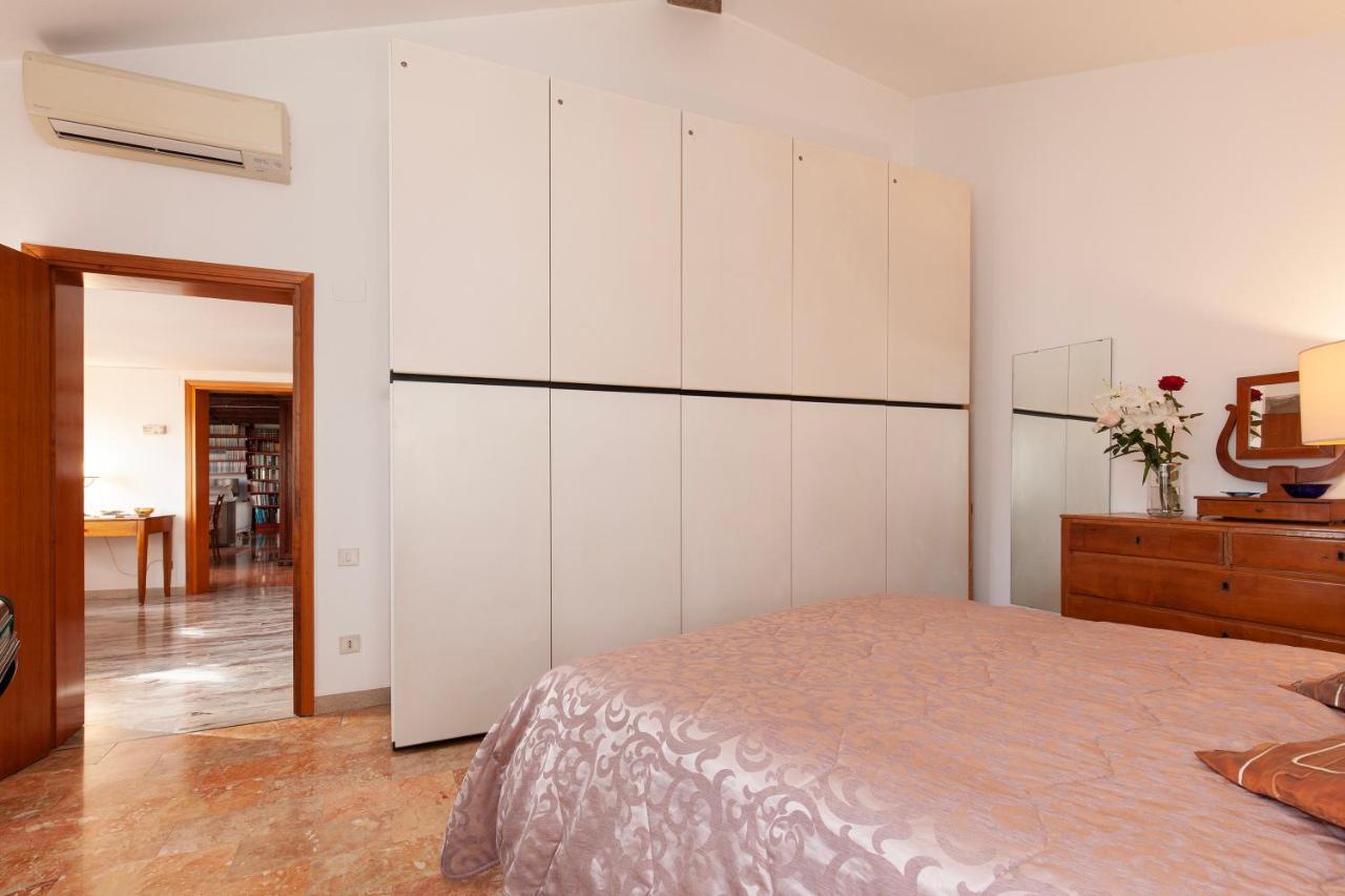 Altana Rialto Apartment เวนิส ภายนอก รูปภาพ