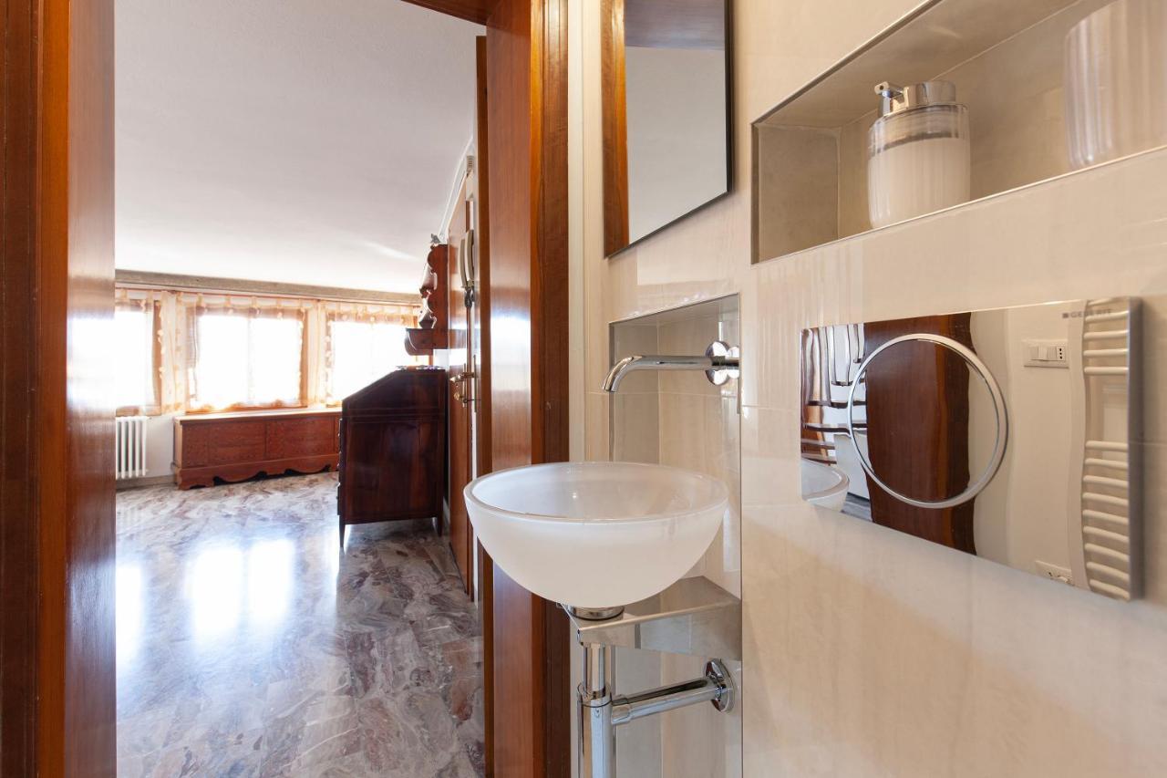Altana Rialto Apartment เวนิส ภายนอก รูปภาพ