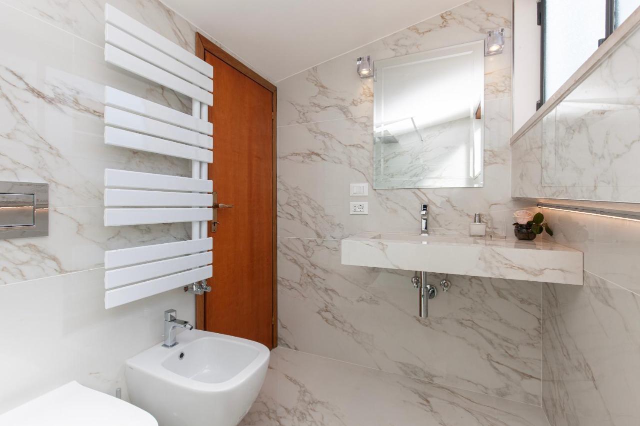 Altana Rialto Apartment เวนิส ภายนอก รูปภาพ