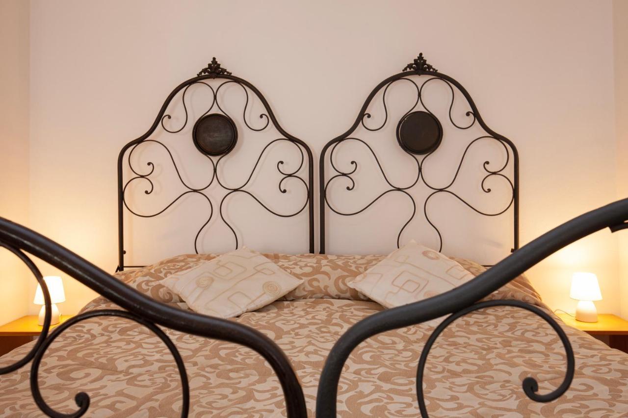 Altana Rialto Apartment เวนิส ภายนอก รูปภาพ